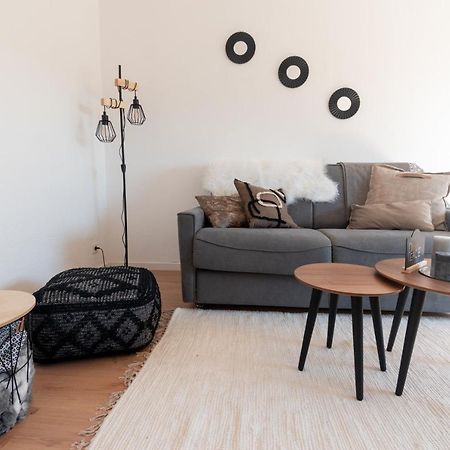Bienvenue Chez Vous Tres Calme Et En Plein Centre Apartment Mantes-la-Jolie Exterior foto